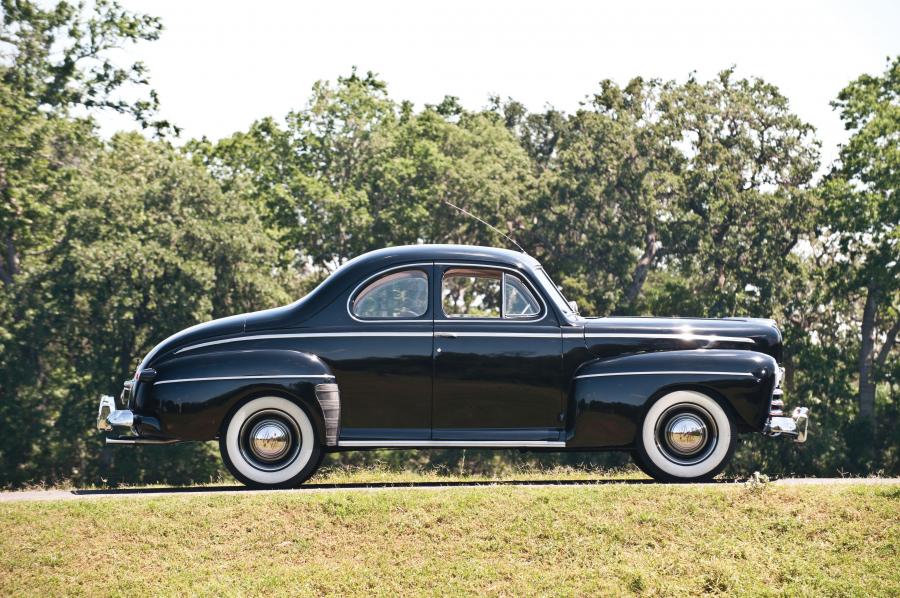  Ford Super DeLuxe Business Coupe 1946 года  (фото 17 из 20)